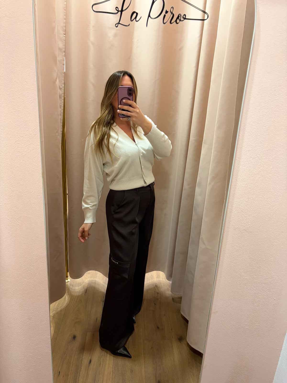 Cardigan con bottoncini ricoperti