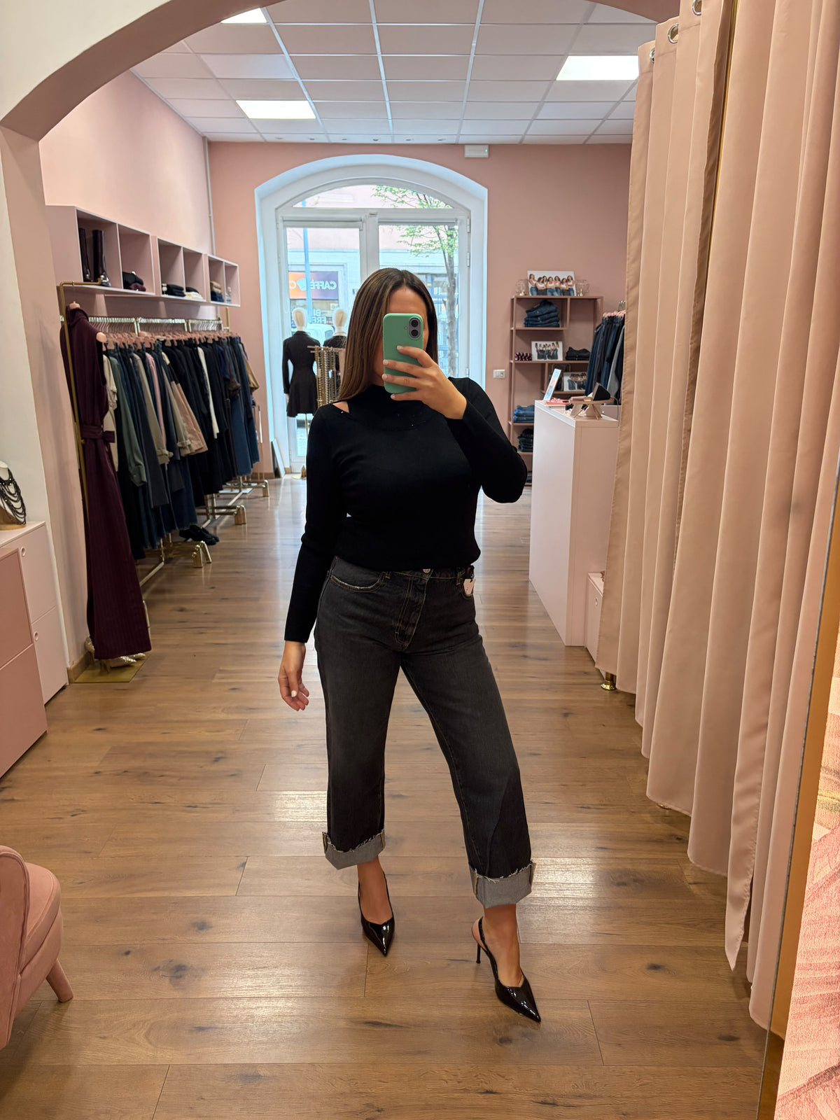 Maglia mini cutout e strass