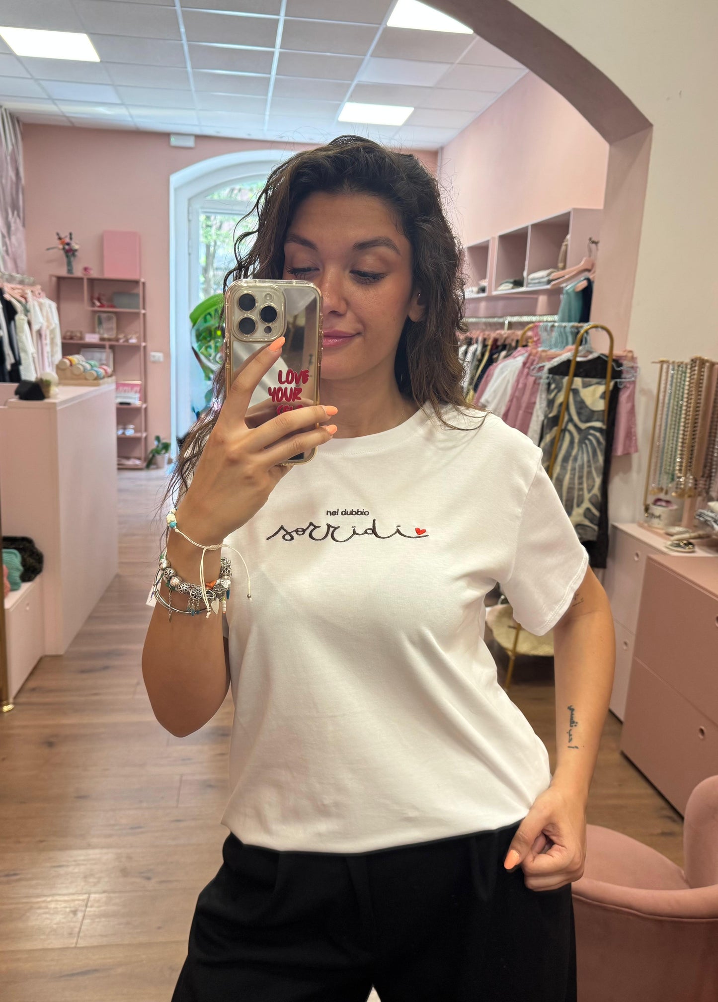 Tshirt “Nel dubbio Sorridi”